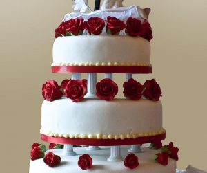 Now top that! Some vintage wedding cake topper inspiration