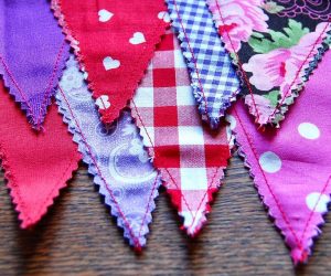 How to make your own fabric bunting