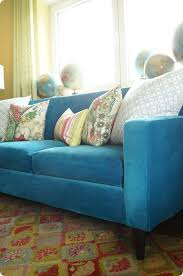 How to Dress Up an Old Sofa